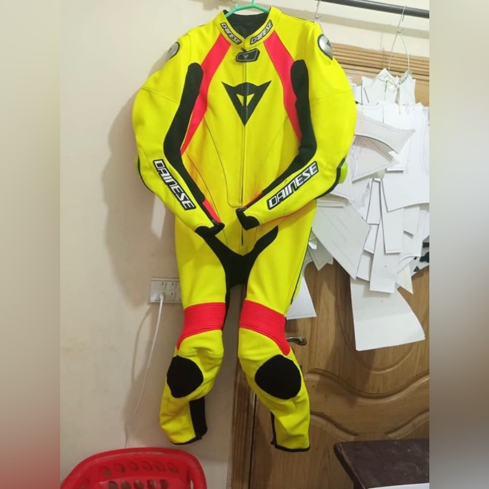 DAINESE LAGUNA SECA 3 LEATHER MOTORBIKE SUIT